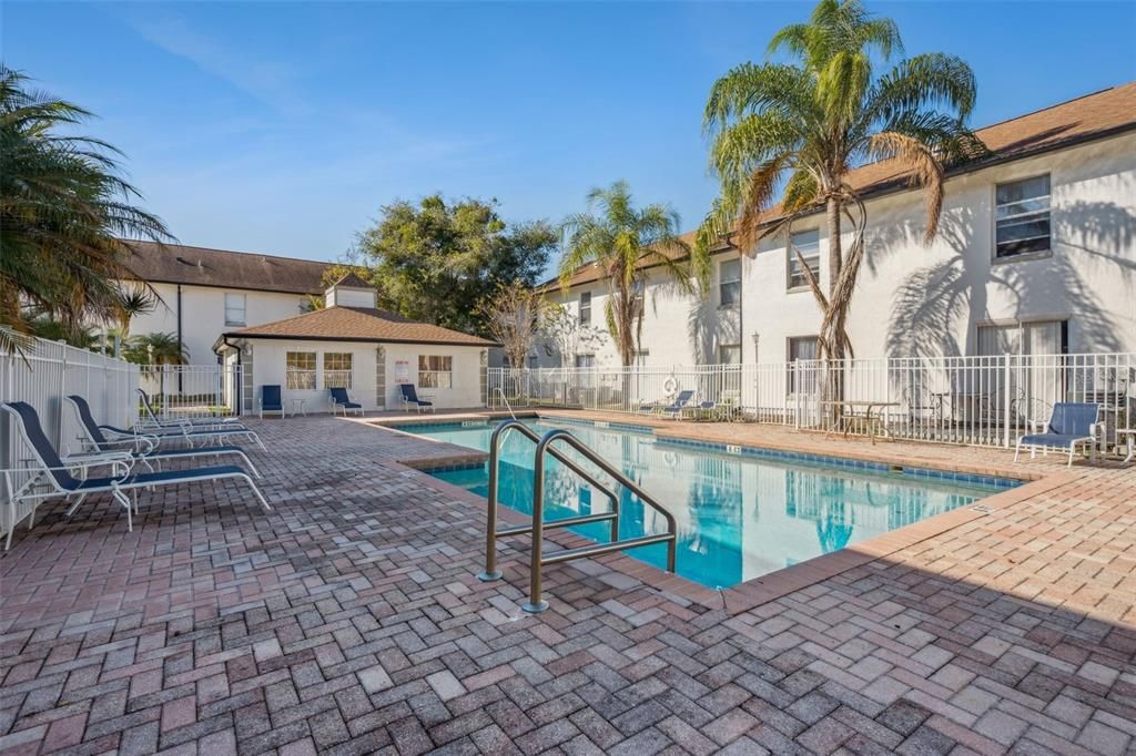 For Sale: $168,150 (2 beds, 2 baths, 840 Square Feet)