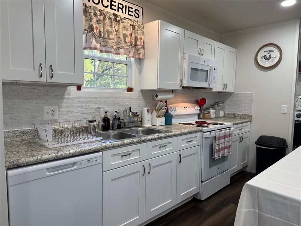 待售: $349,900 (4 贝兹, 2 浴室, 1836 平方英尺)