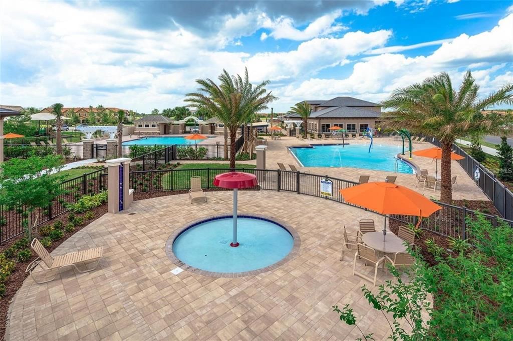 На продажу: $819,900 (4 спален, 3 ванн, 2910 Квадратных фут)