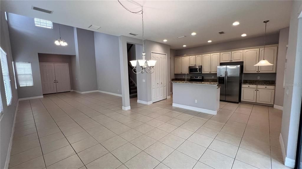 На продажу: $819,900 (4 спален, 3 ванн, 2910 Квадратных фут)