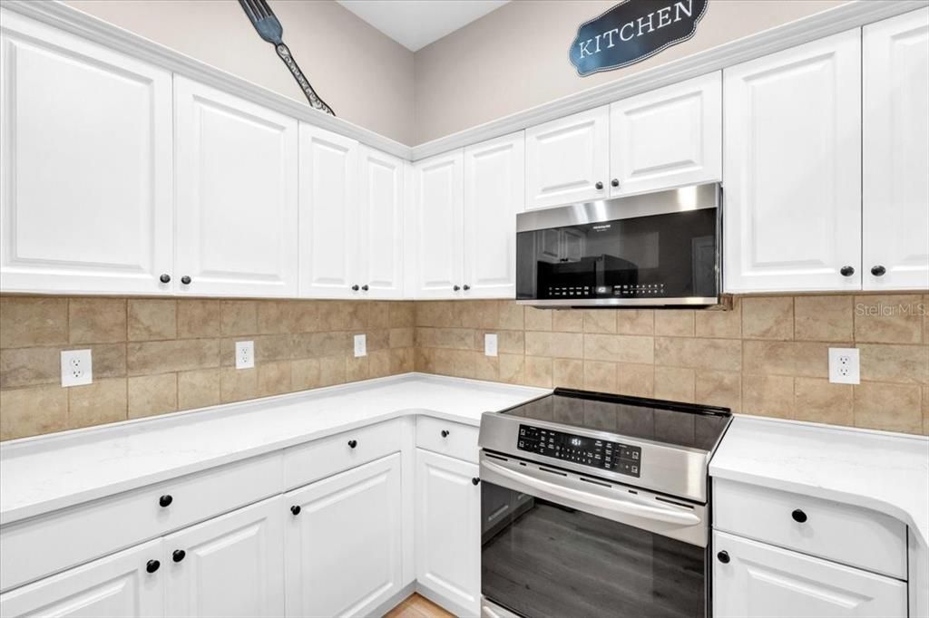 На продажу: $543,000 (3 спален, 2 ванн, 1897 Квадратных фут)