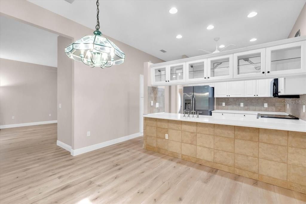 На продажу: $543,000 (3 спален, 2 ванн, 1897 Квадратных фут)