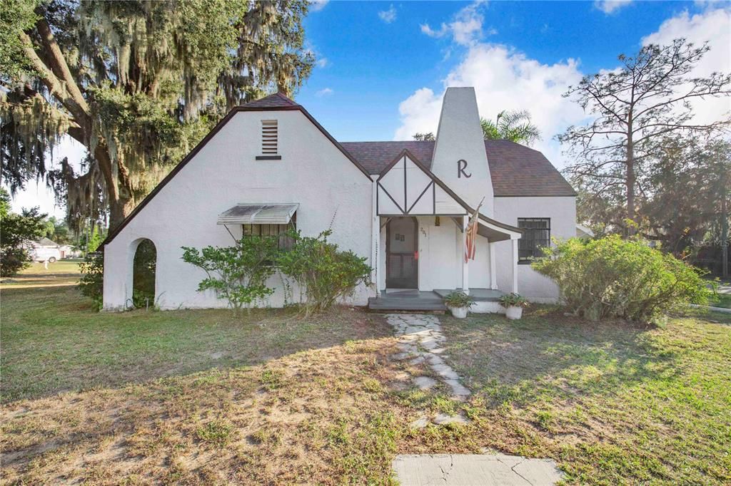 待售: $249,000 (3 贝兹, 1 浴室, 1590 平方英尺)