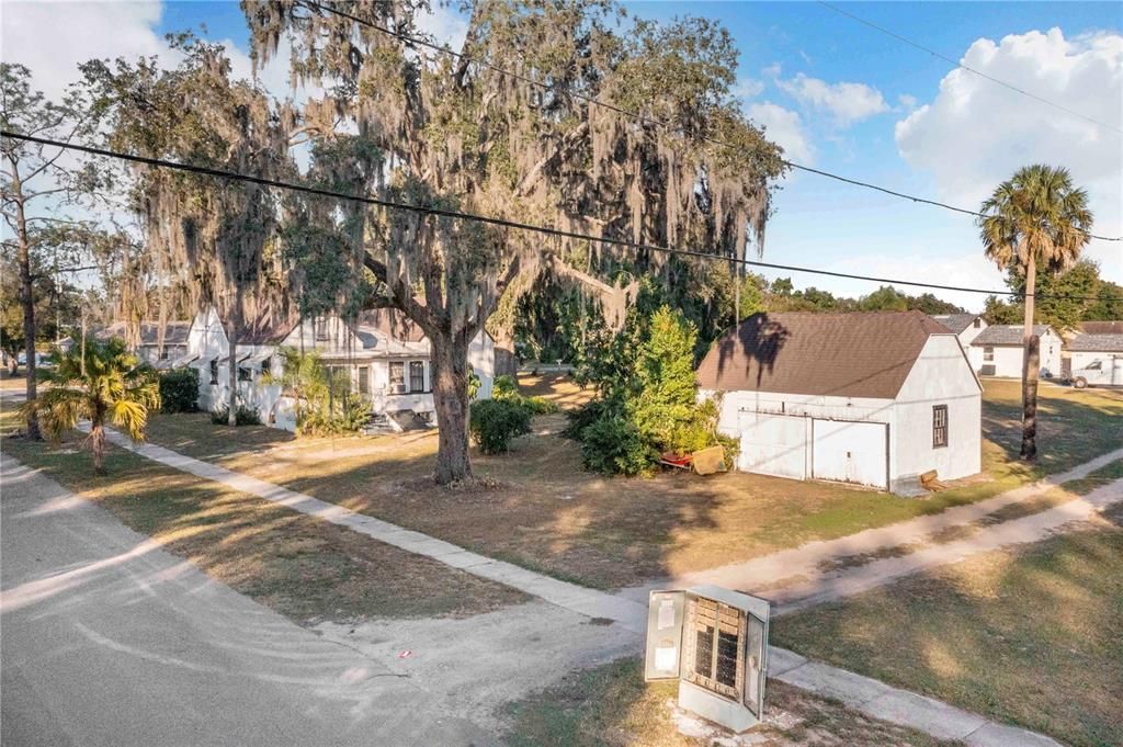 待售: $249,000 (3 贝兹, 1 浴室, 1590 平方英尺)