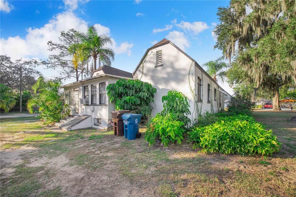 待售: $249,000 (3 贝兹, 1 浴室, 1590 平方英尺)