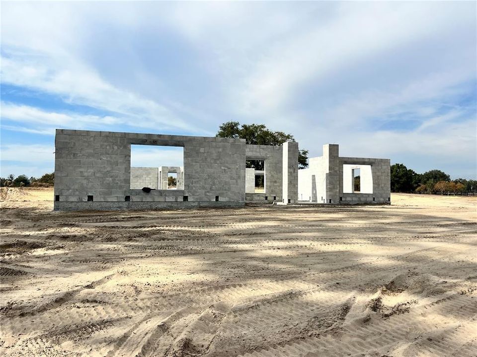 For Sale: $406,450 (4 beds, 3 baths, 2265 Square Feet)