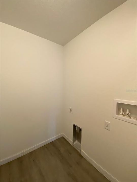 En Renta: $1,595 (3 camas, 2 baños, 1171 Pies cuadrados)