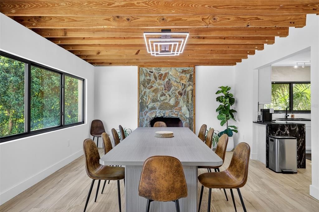 For Sale: $899,000 (5 beds, 2 baths, 2703 Square Feet)