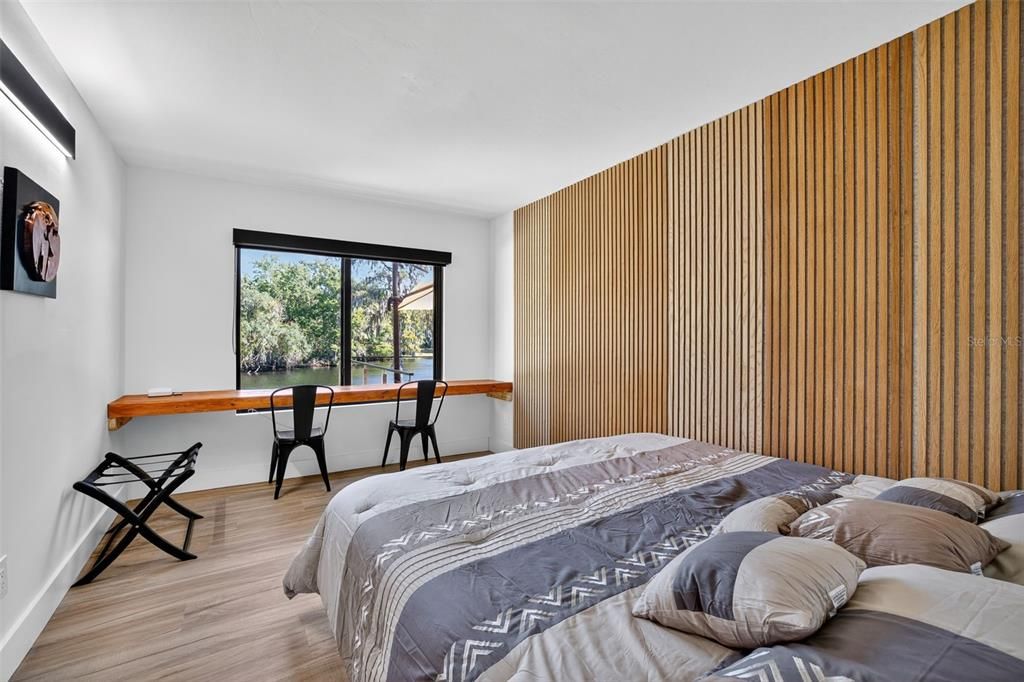 For Sale: $899,000 (5 beds, 2 baths, 2703 Square Feet)