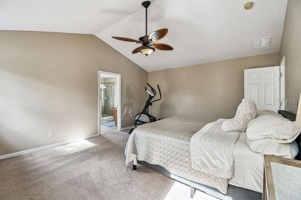 En Venta: $514,900 (3 camas, 2 baños, 2605 Pies cuadrados)