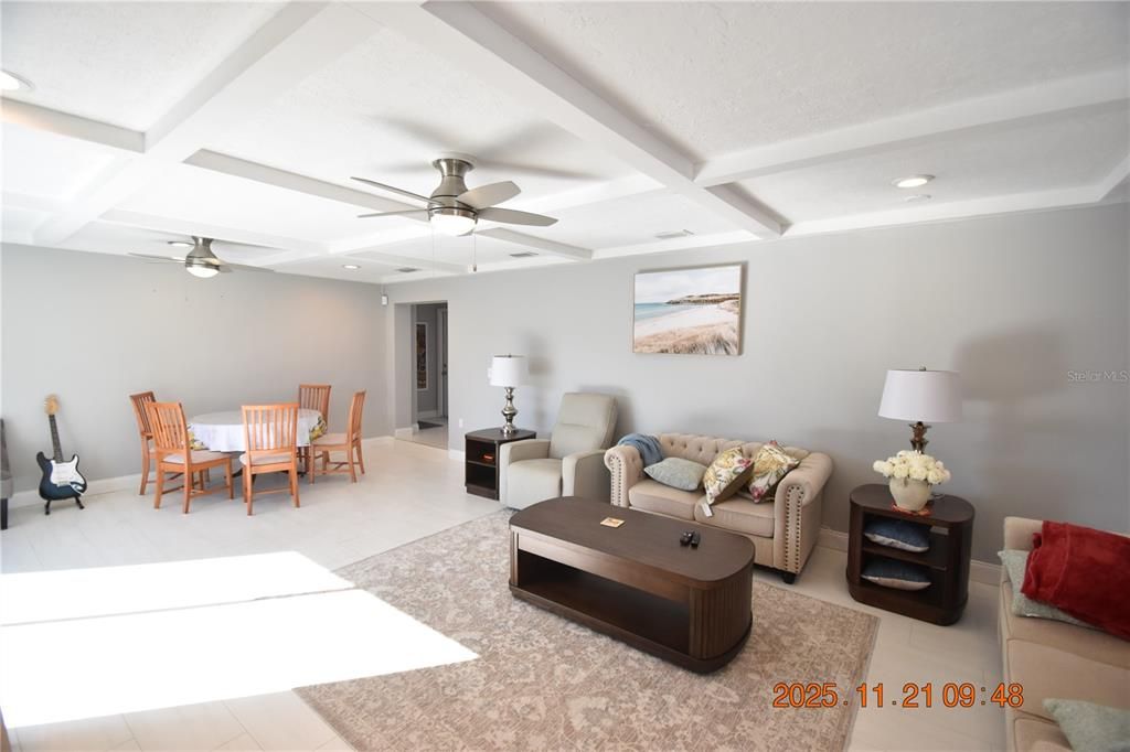 For Rent: $3,995 (3 beds, 2 baths, 1930 Square Feet)