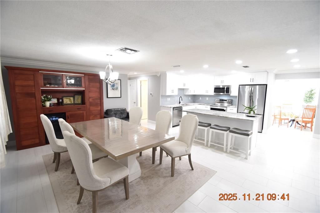 For Rent: $3,995 (3 beds, 2 baths, 1930 Square Feet)