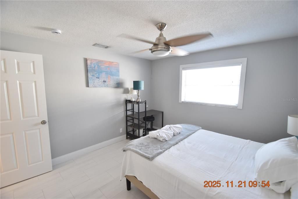 For Rent: $3,995 (3 beds, 2 baths, 1930 Square Feet)