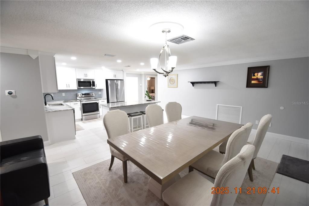 For Rent: $3,995 (3 beds, 2 baths, 1930 Square Feet)