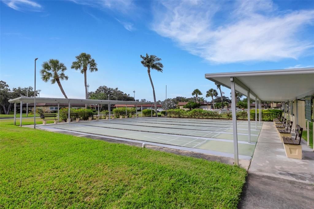 合同活跃: $187,500 (2 贝兹, 1 浴室, 875 平方英尺)