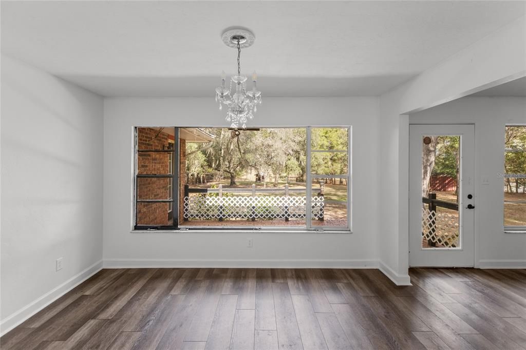 For Sale: $465,000 (3 beds, 2 baths, 2158 Square Feet)