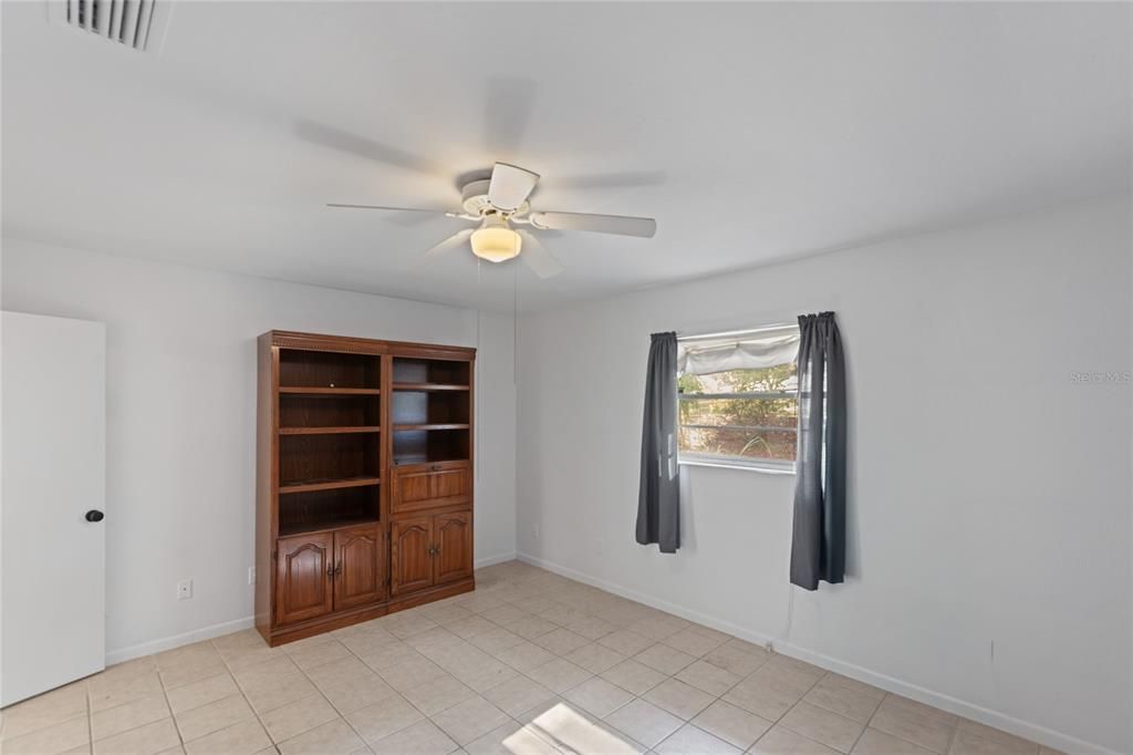 For Sale: $465,000 (3 beds, 2 baths, 2158 Square Feet)