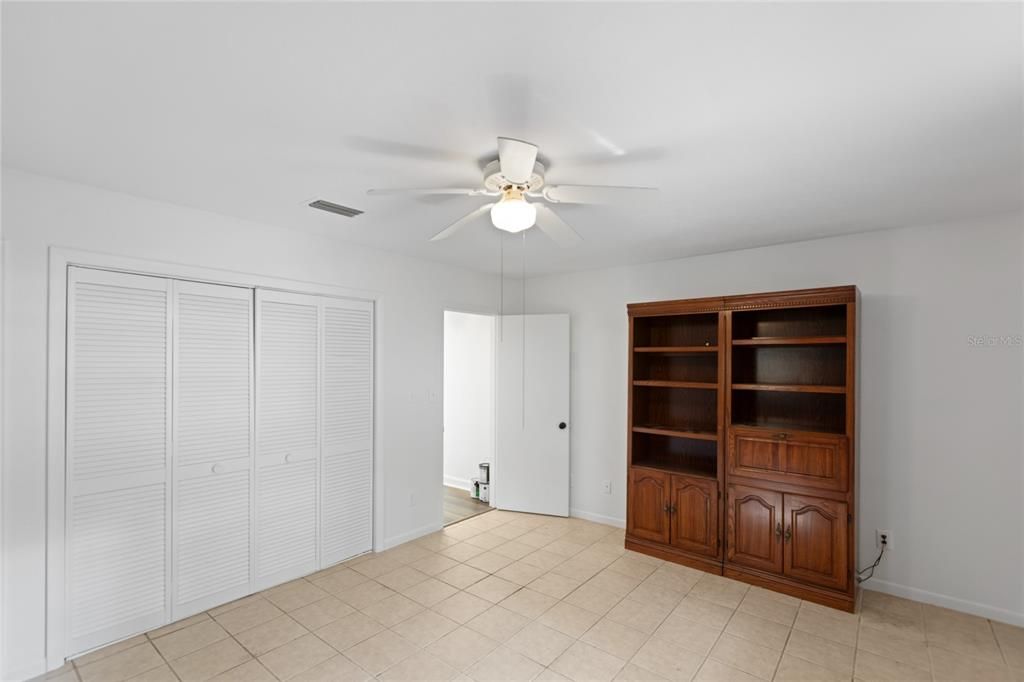 For Sale: $465,000 (3 beds, 2 baths, 2158 Square Feet)