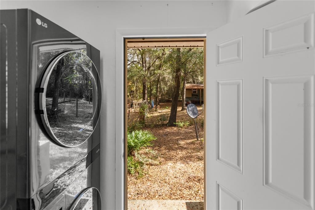 For Sale: $465,000 (3 beds, 2 baths, 2158 Square Feet)