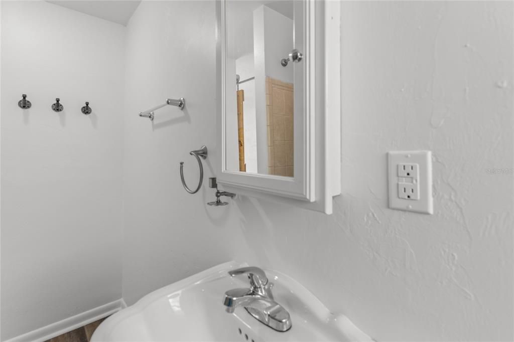 For Sale: $465,000 (3 beds, 2 baths, 2158 Square Feet)