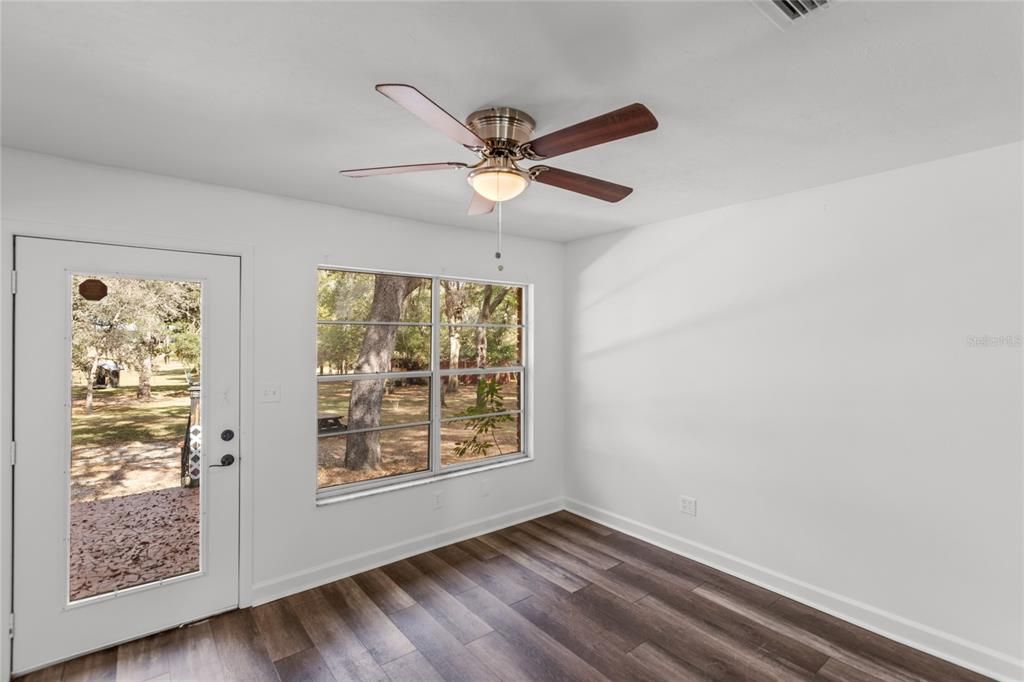 For Sale: $465,000 (3 beds, 2 baths, 2158 Square Feet)