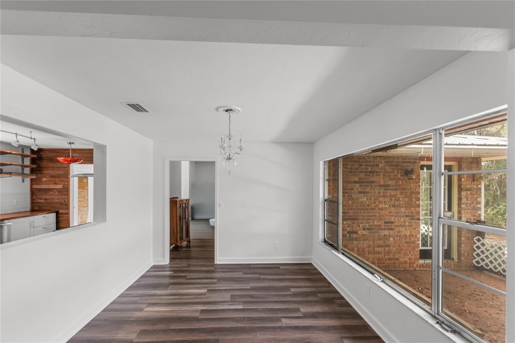 For Sale: $465,000 (3 beds, 2 baths, 2158 Square Feet)