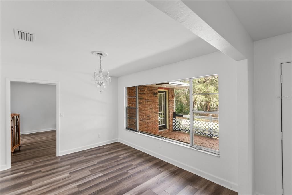 For Sale: $465,000 (3 beds, 2 baths, 2158 Square Feet)