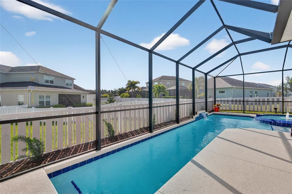 For Sale: $465,335 (3 beds, 2 baths, 1946 Square Feet)