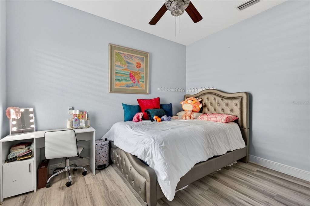 For Sale: $465,335 (3 beds, 2 baths, 1946 Square Feet)