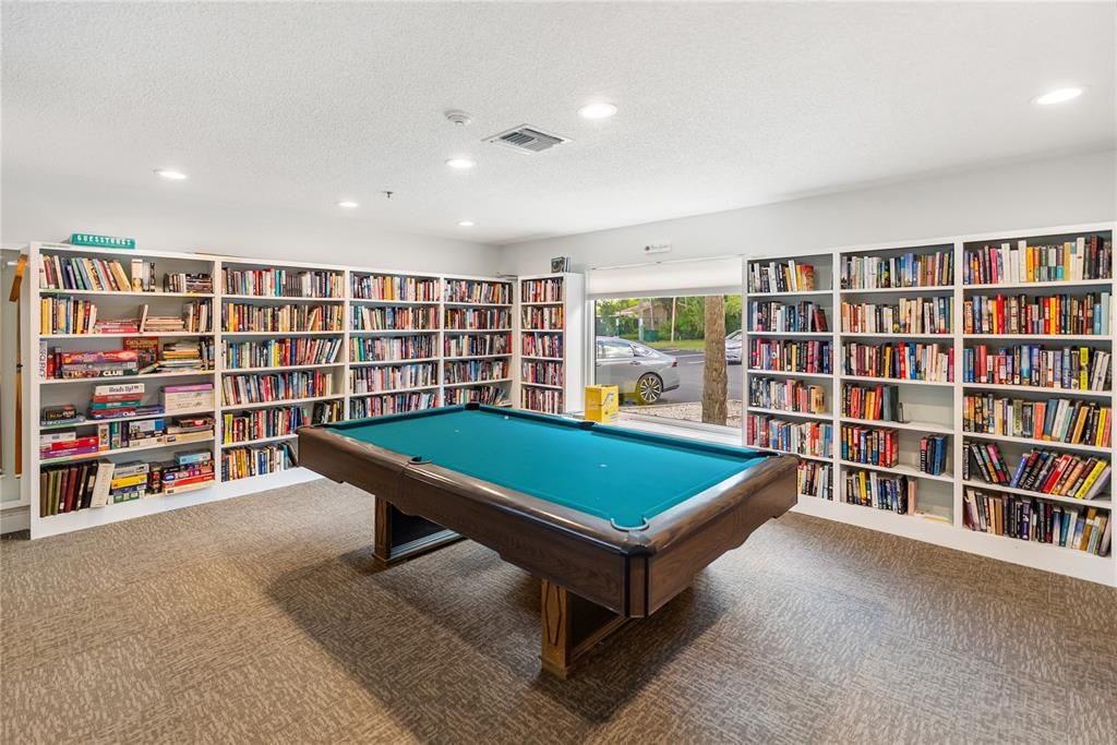 出租: $2,250 (2 贝兹, 2 浴室, 966 平方英尺)