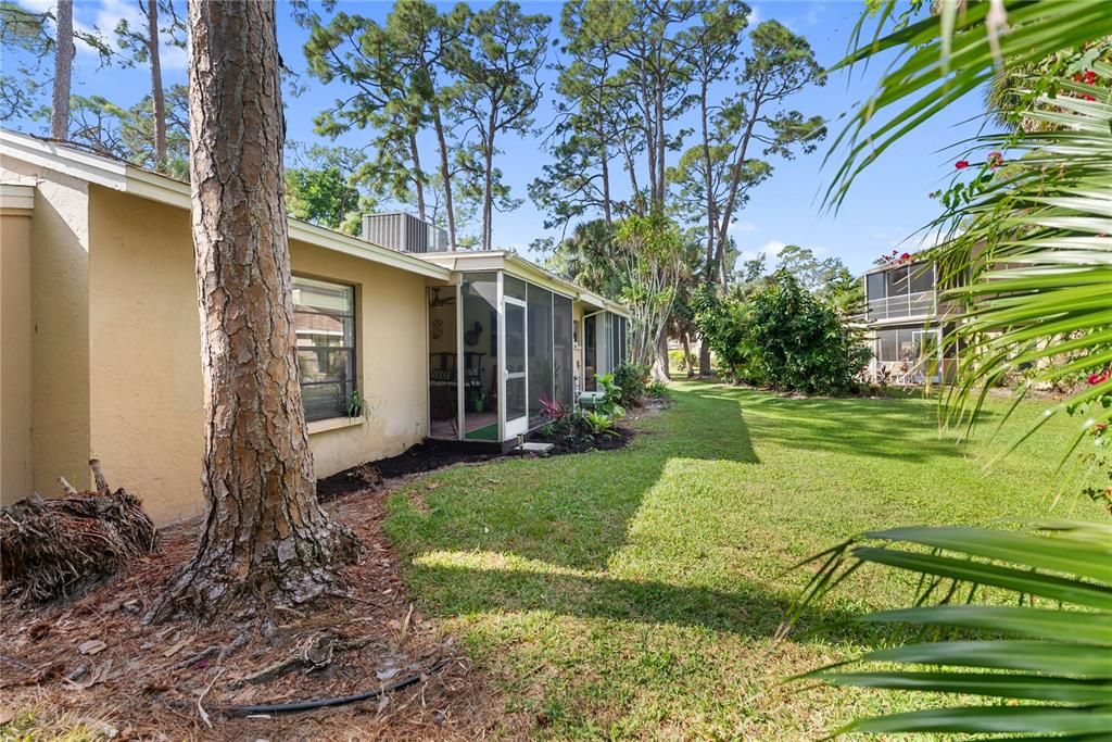 出租: $2,250 (2 贝兹, 2 浴室, 966 平方英尺)