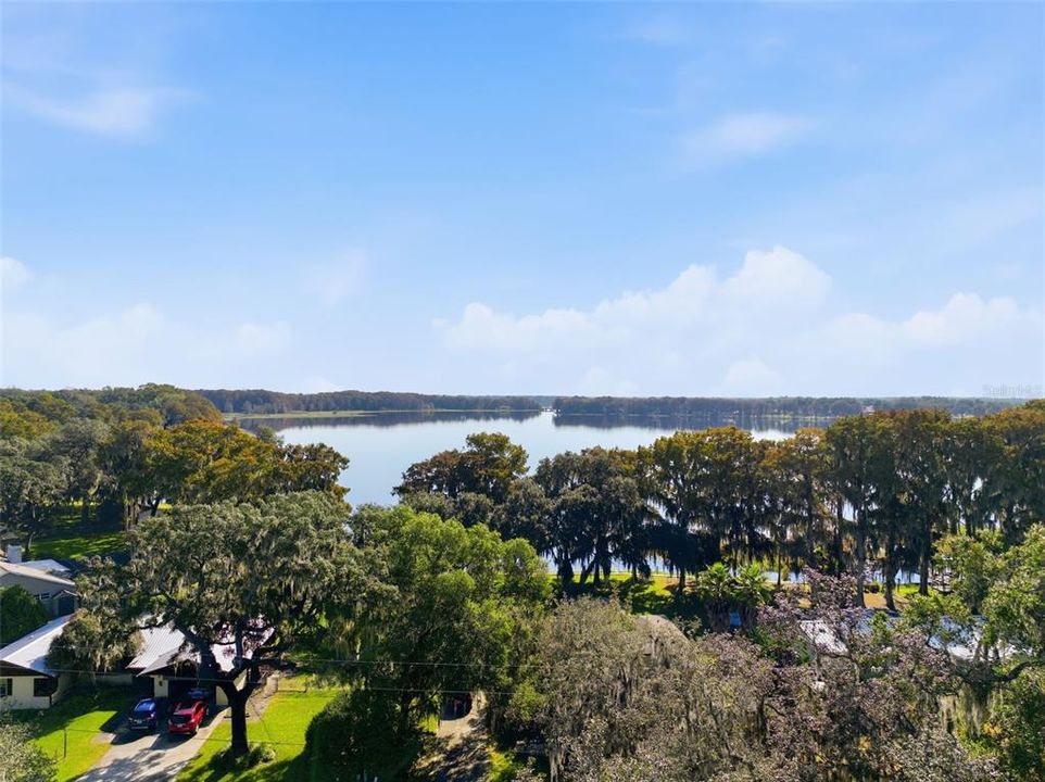 待售: $225,000 (2 贝兹, 1 浴室, 998 平方英尺)