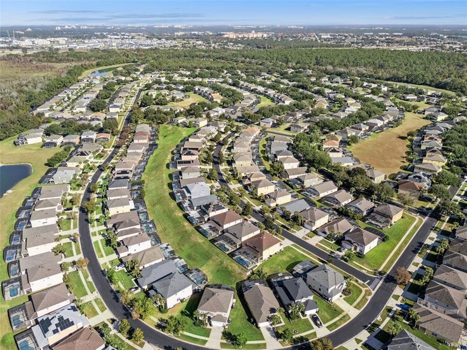 Под контрактом: $465,000 (5 спален, 4 ванн, 2286 Квадратных фут)