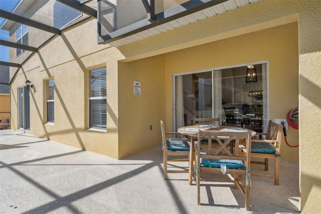 Под контрактом: $465,000 (5 спален, 4 ванн, 2286 Квадратных фут)