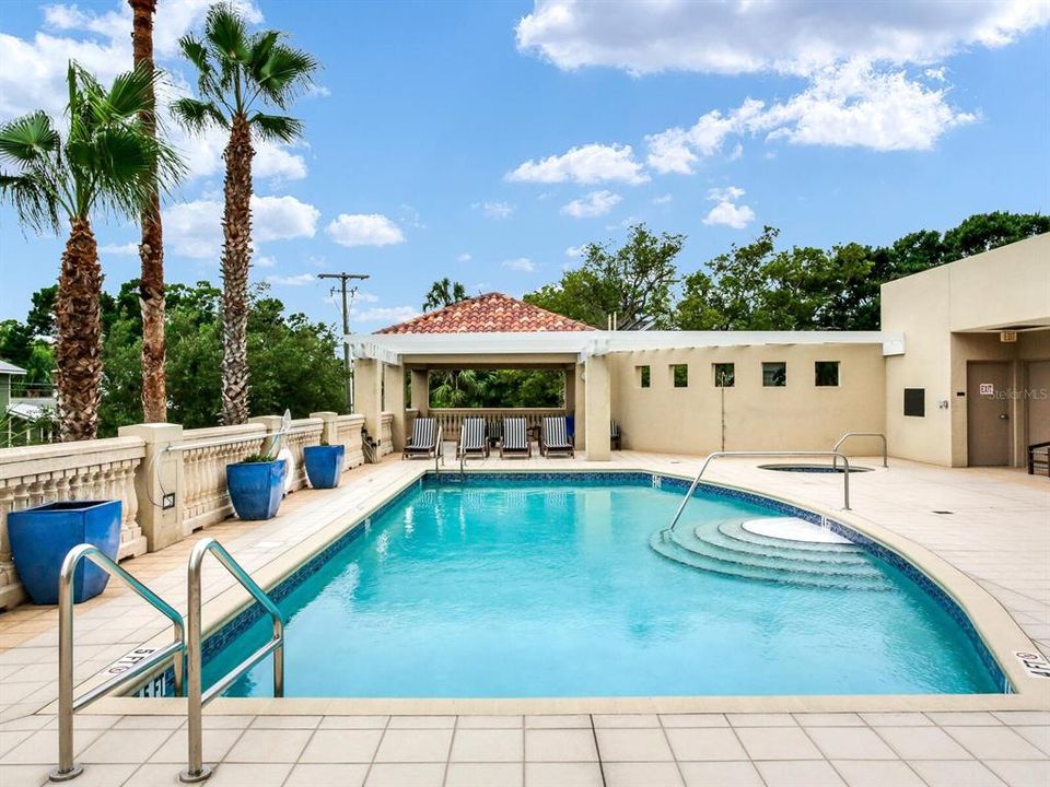 For Rent: $10,800 (3 beds, 3 baths, 3287 Square Feet)