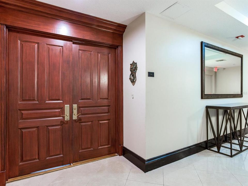 For Rent: $10,800 (3 beds, 3 baths, 3287 Square Feet)