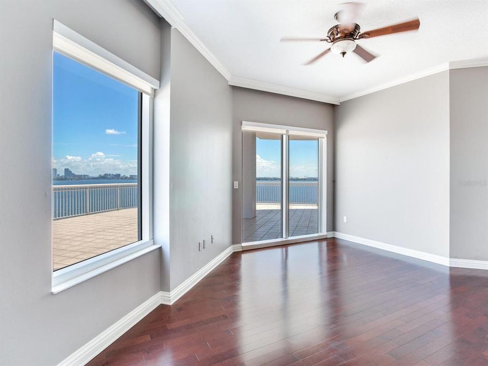 For Rent: $10,800 (3 beds, 3 baths, 3287 Square Feet)