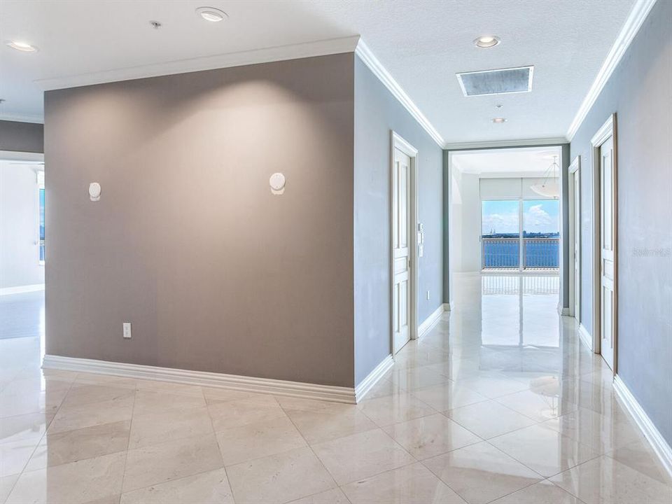 For Rent: $10,800 (3 beds, 3 baths, 3287 Square Feet)