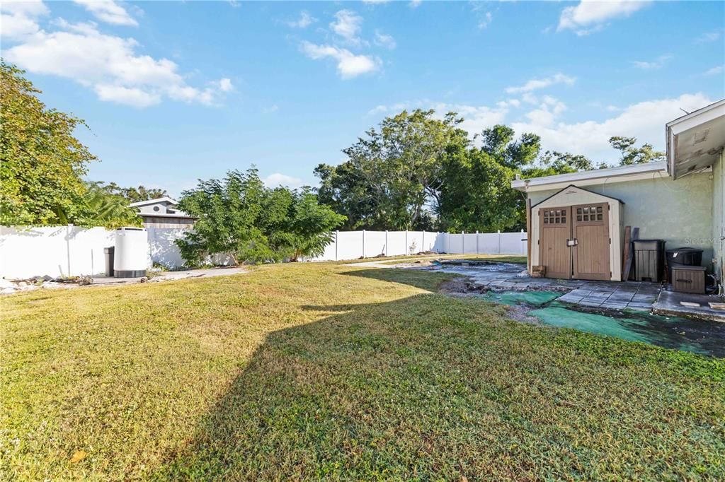 Под контрактом: $314,900 (3 спален, 2 ванн, 1553 Квадратных фут)