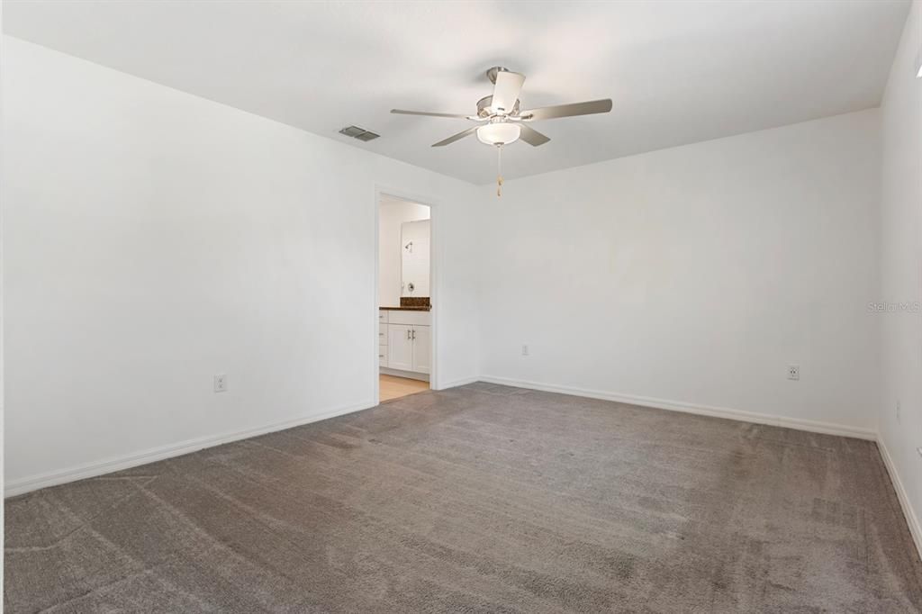 待售: $258,989 (3 贝兹, 2 浴室, 1270 平方英尺)