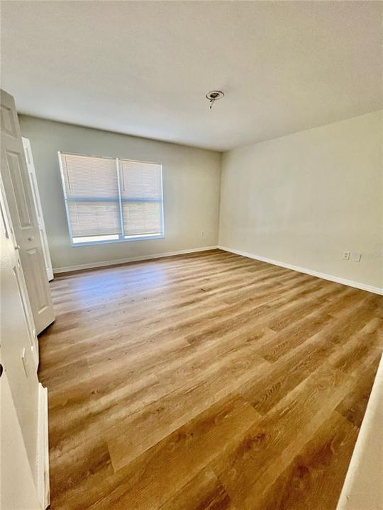 For Sale: $169,900 (3 beds, 2 baths, 1212 Square Feet)