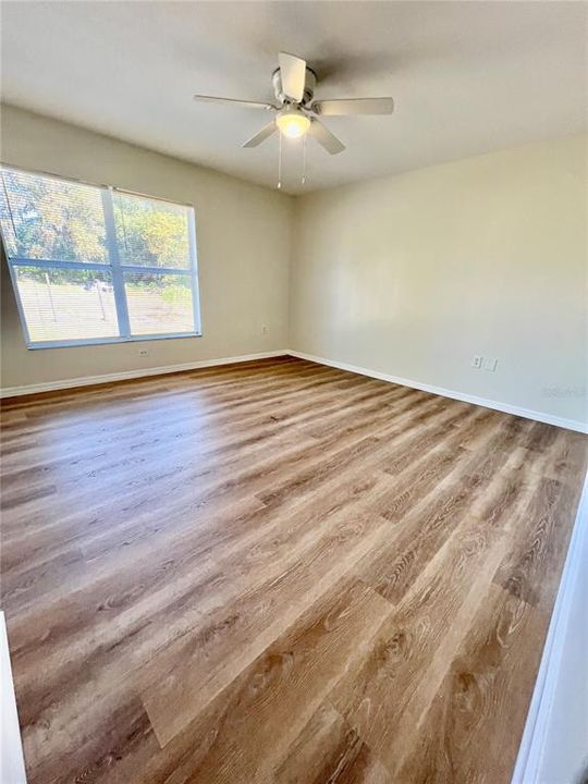 For Sale: $169,900 (3 beds, 2 baths, 1212 Square Feet)