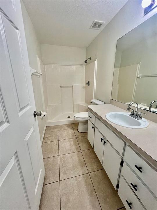 For Sale: $169,900 (3 beds, 2 baths, 1212 Square Feet)