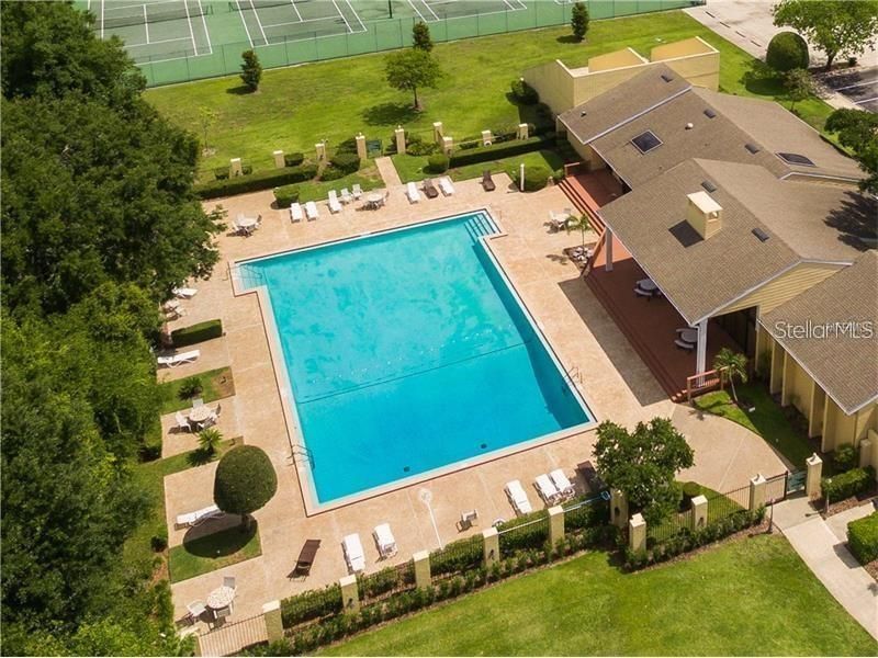 For Sale: $172,500 (1 beds, 1 baths, 923 Square Feet)