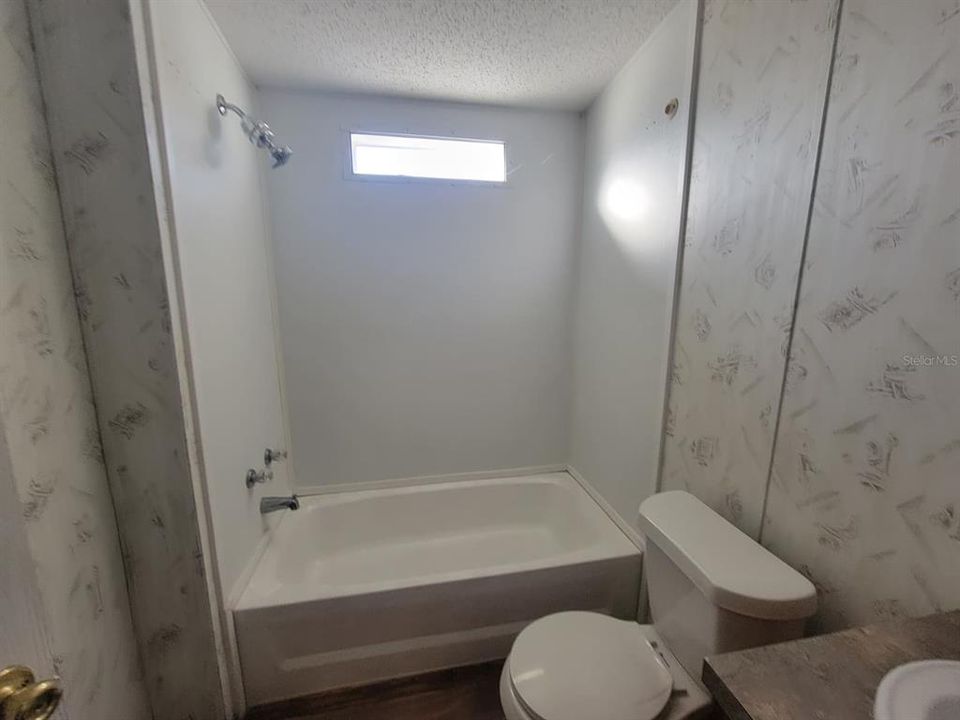 For Rent: $2,200 (4 beds, 3 baths, 1780 Square Feet)