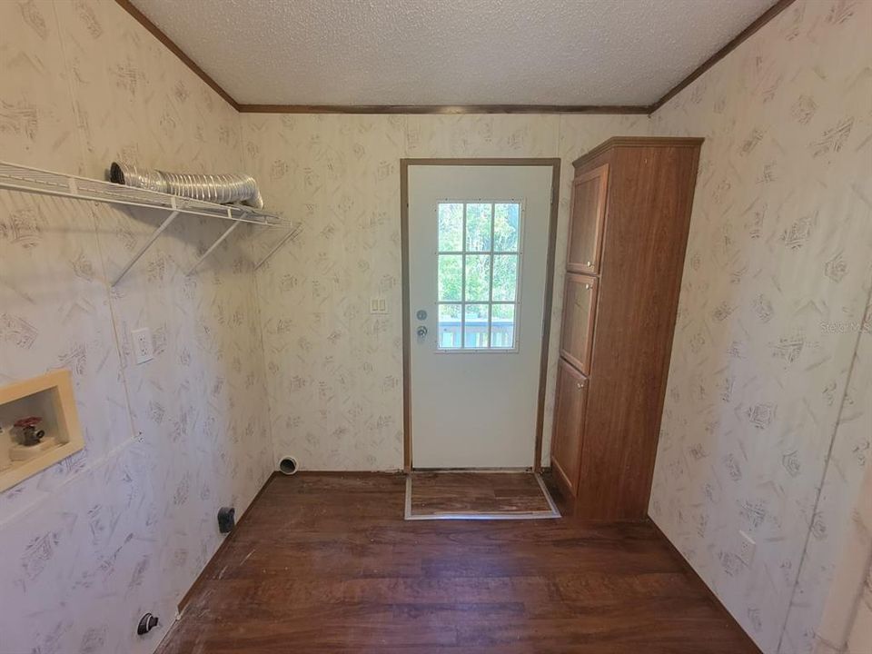 For Rent: $2,200 (4 beds, 3 baths, 1780 Square Feet)