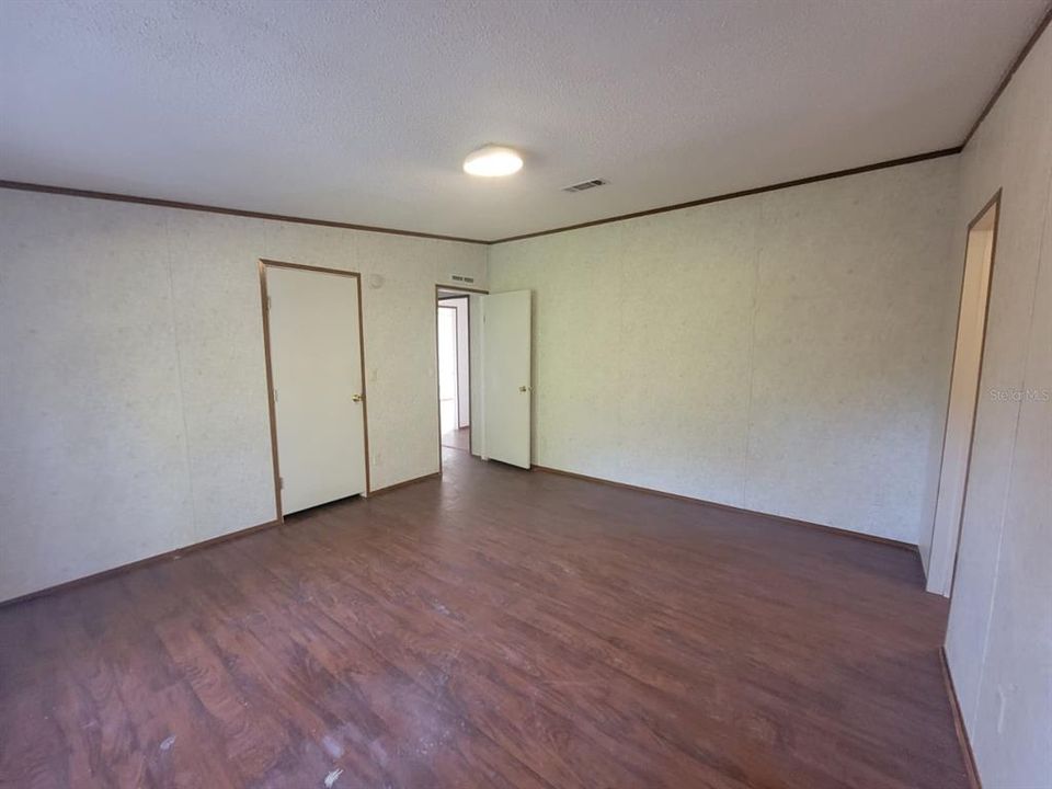 For Rent: $2,200 (4 beds, 3 baths, 1780 Square Feet)