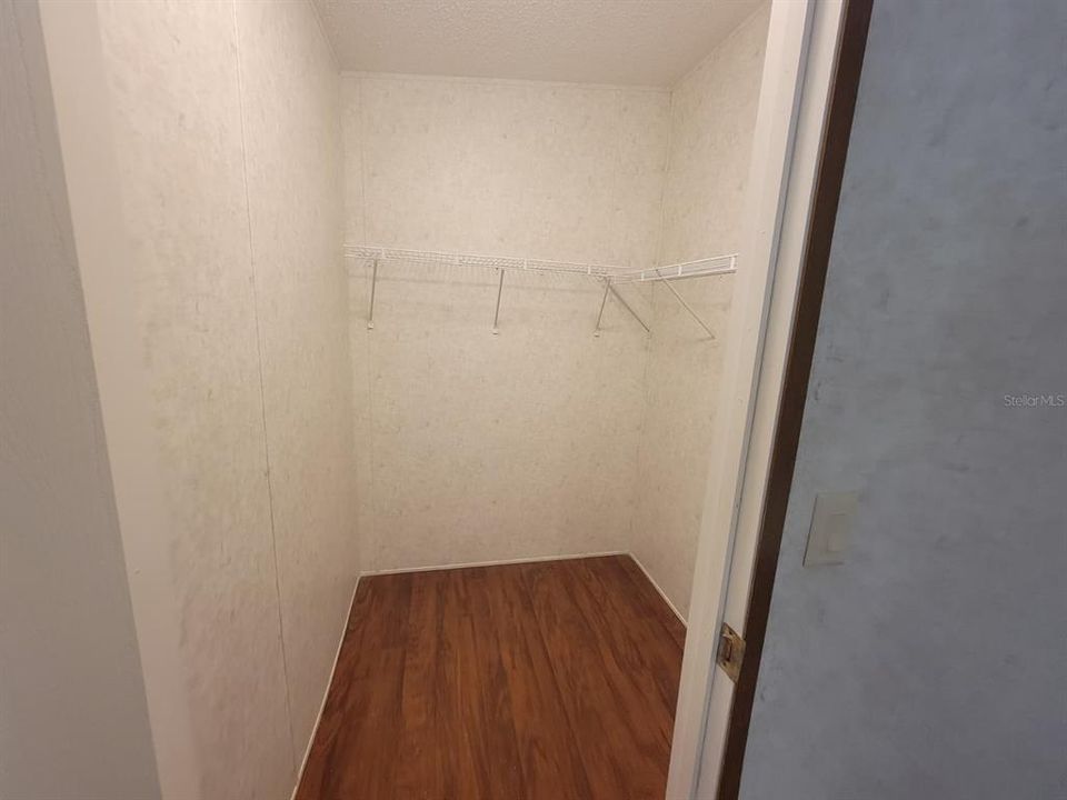 For Rent: $2,200 (4 beds, 3 baths, 1780 Square Feet)