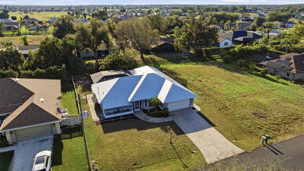 На продажу: $319,000 (3 спален, 2 ванн, 1735 Квадратных фут)