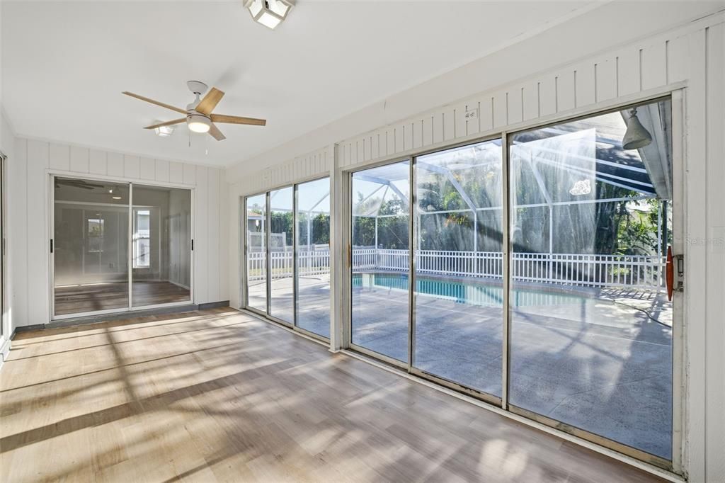 На продажу: $319,000 (3 спален, 2 ванн, 1735 Квадратных фут)